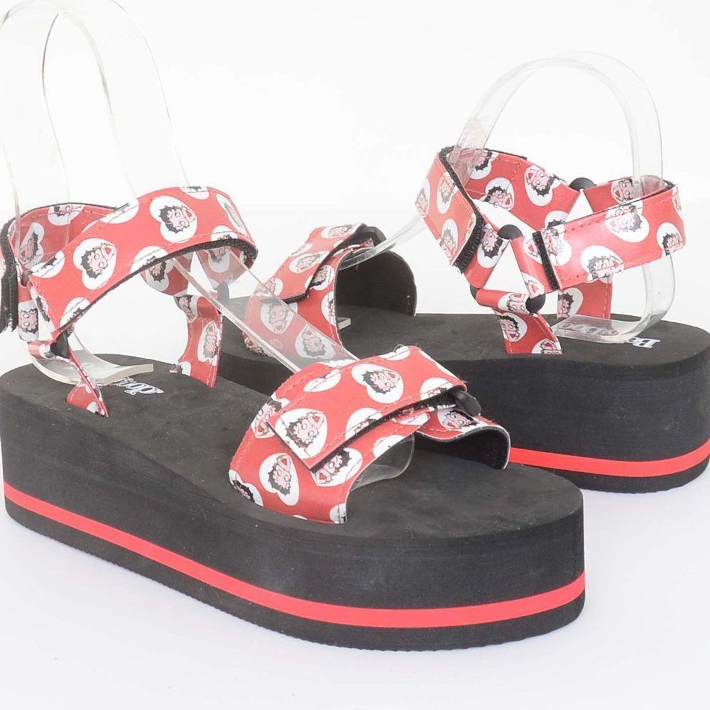 NEW Betty Boop Women's 9 Platform Hook & Loop Strappy Sandals Cartoon Artsy